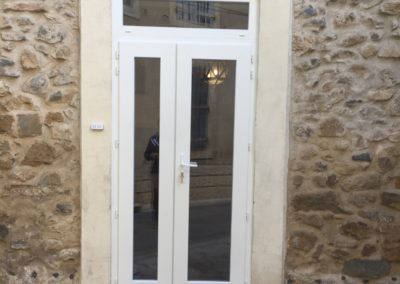 porte d'entrée et imposte fixe